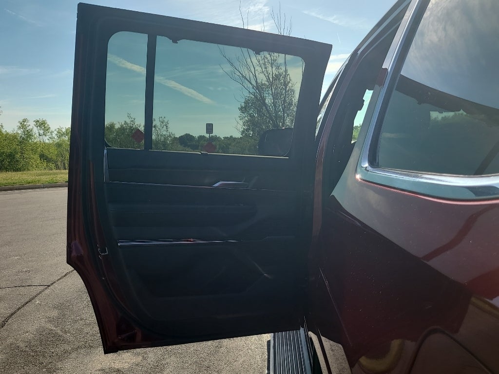 2023 Jeep Grand Wagoneer Series II
