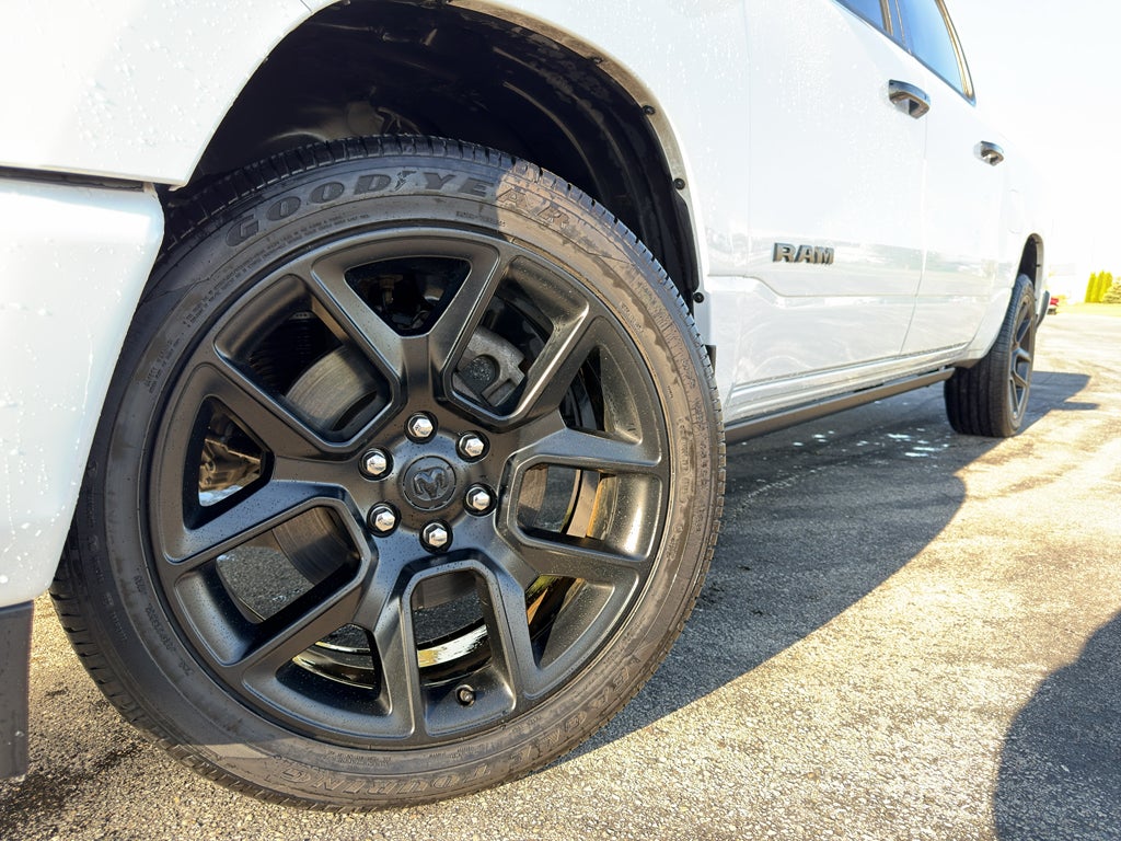 2023 RAM 1500 Laramie Night Edition w/Moonroof