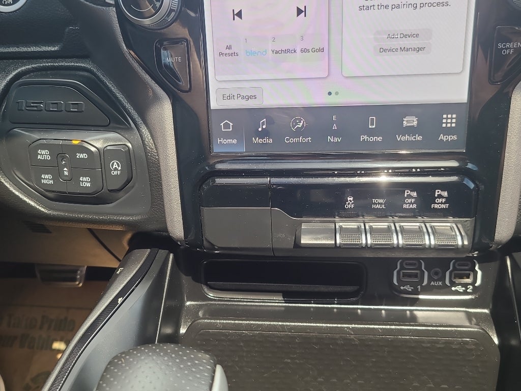 2024 RAM 1500 Laramie