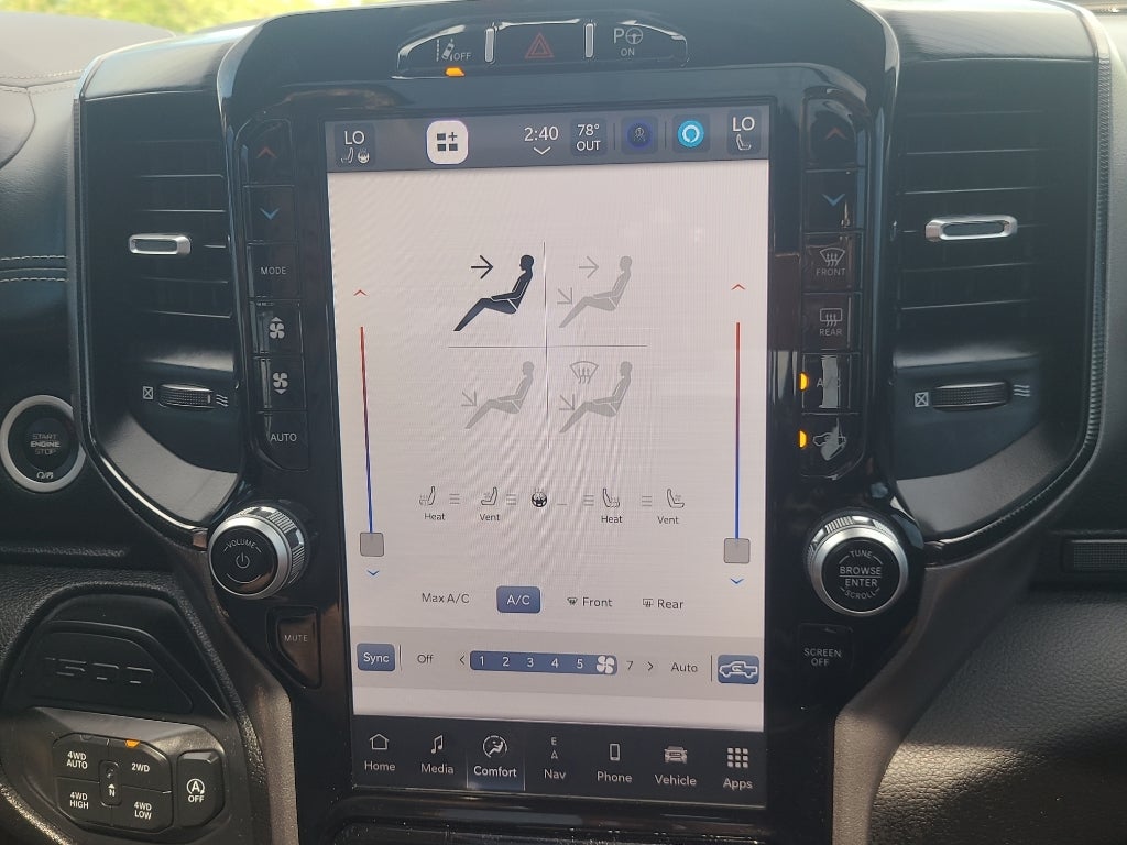 2024 RAM 1500 Laramie