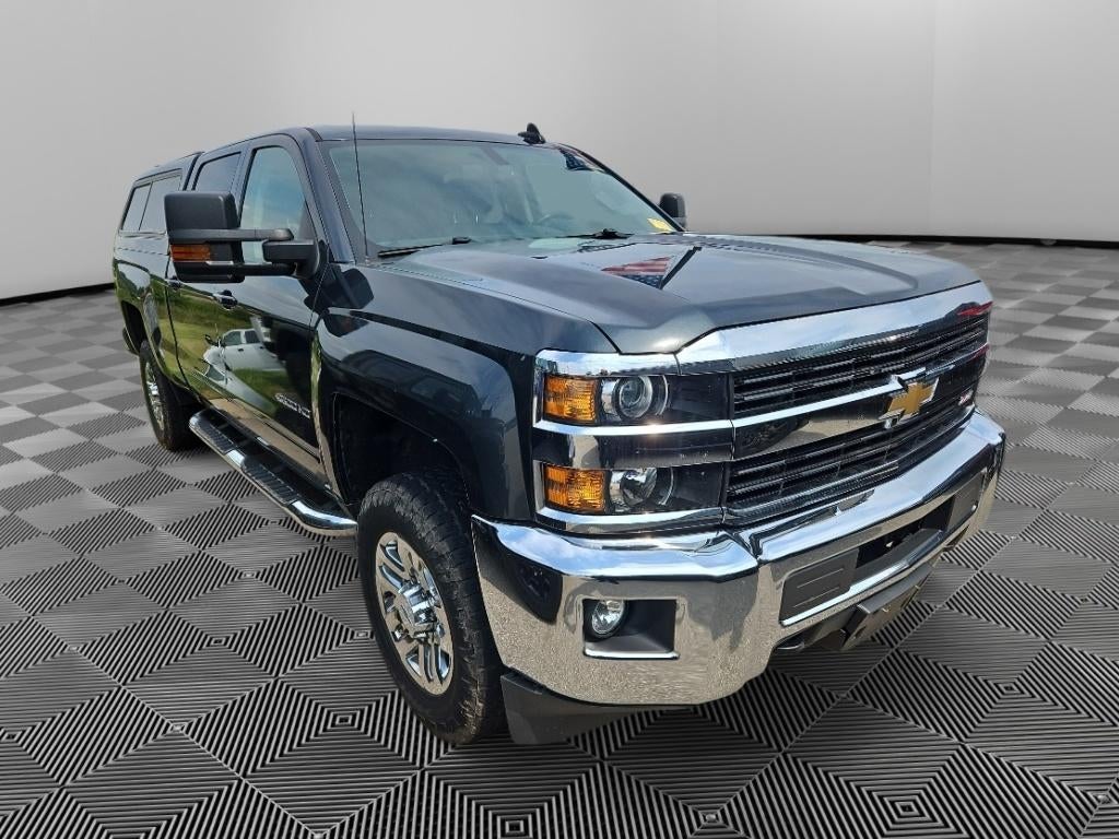 2017 Chevrolet Silverado LT