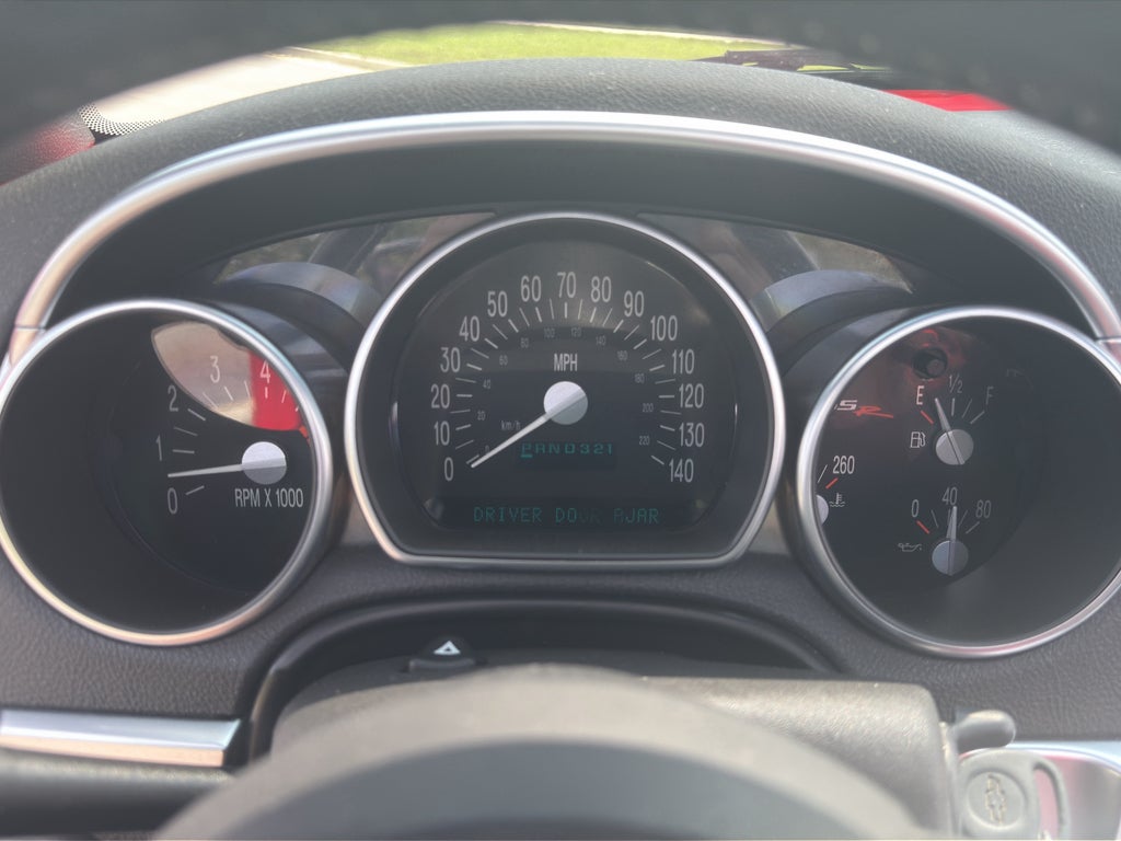 2004 Chevrolet SSR LS Super Sport