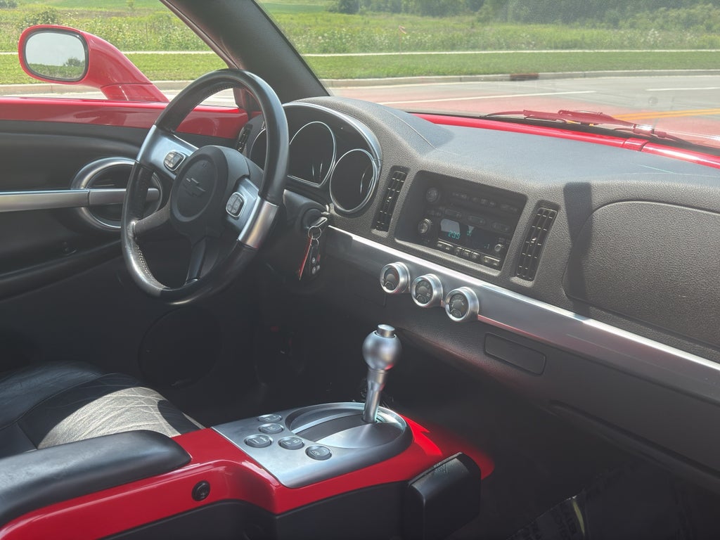 2004 Chevrolet SSR LS Super Sport