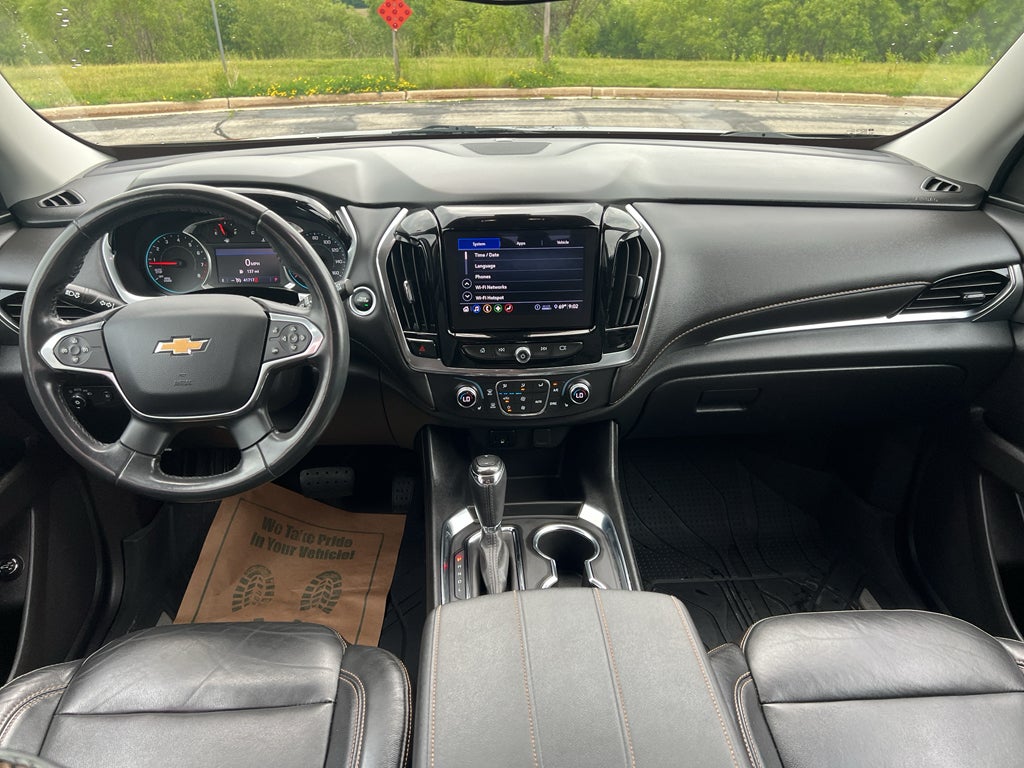 2020 Chevrolet Traverse LT Leather