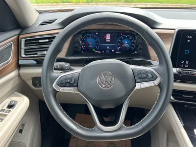 2025 Volkswagen Atlas 2.0T SE w/Technology