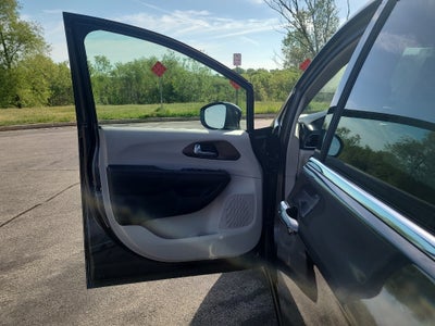 2018 Chrysler Pacifica Touring Plus