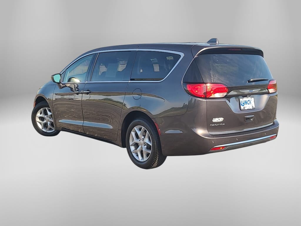 2018 Chrysler Pacifica Touring Plus