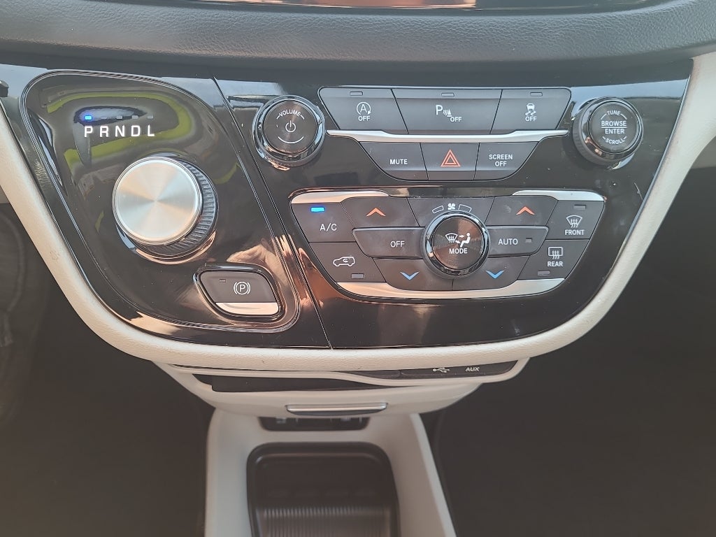 2018 Chrysler Pacifica Touring Plus