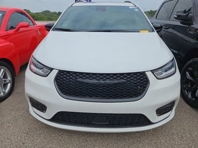 2024 Chrysler Pacifica Limited S Preferred