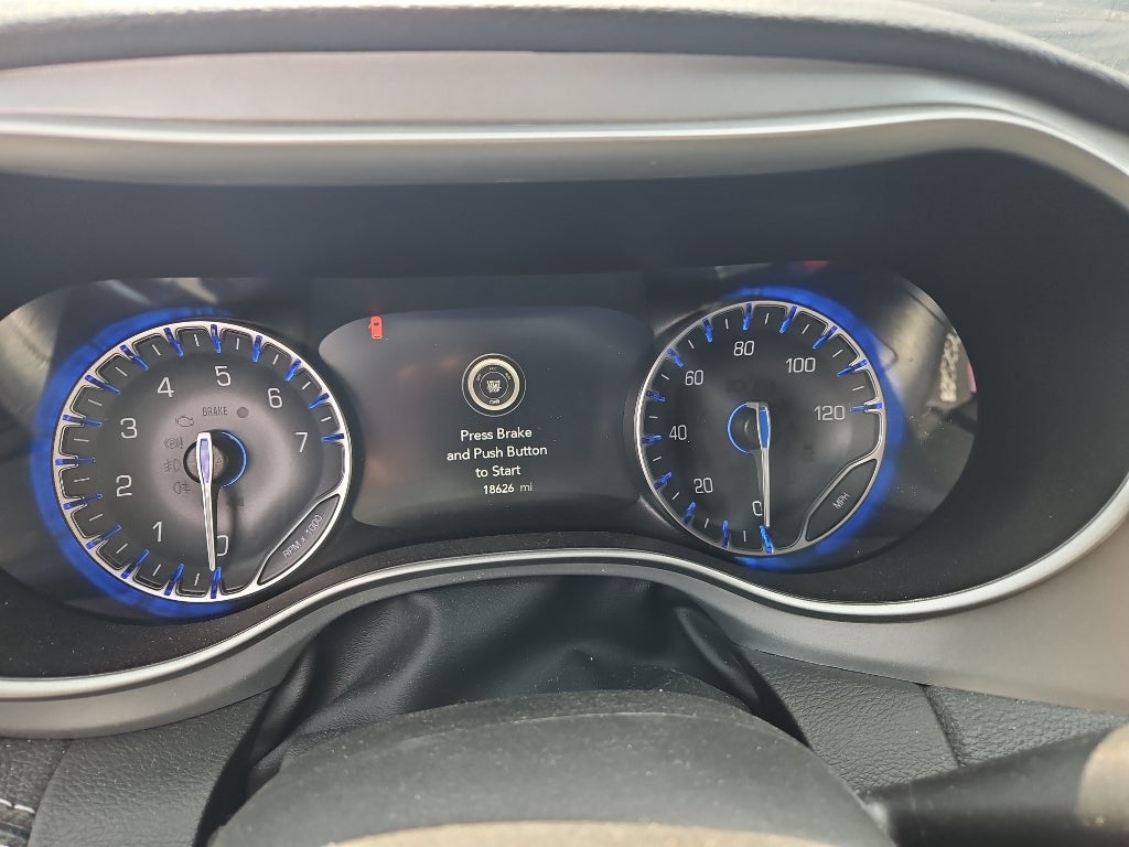 2024 Chrysler Pacifica Touring L