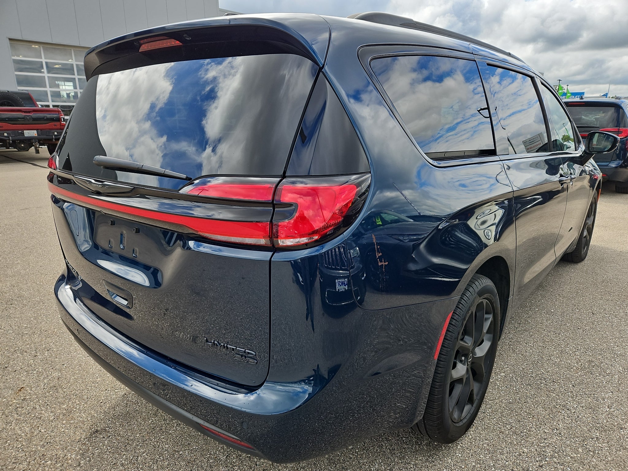 2025 Chrysler Pacifica Limited