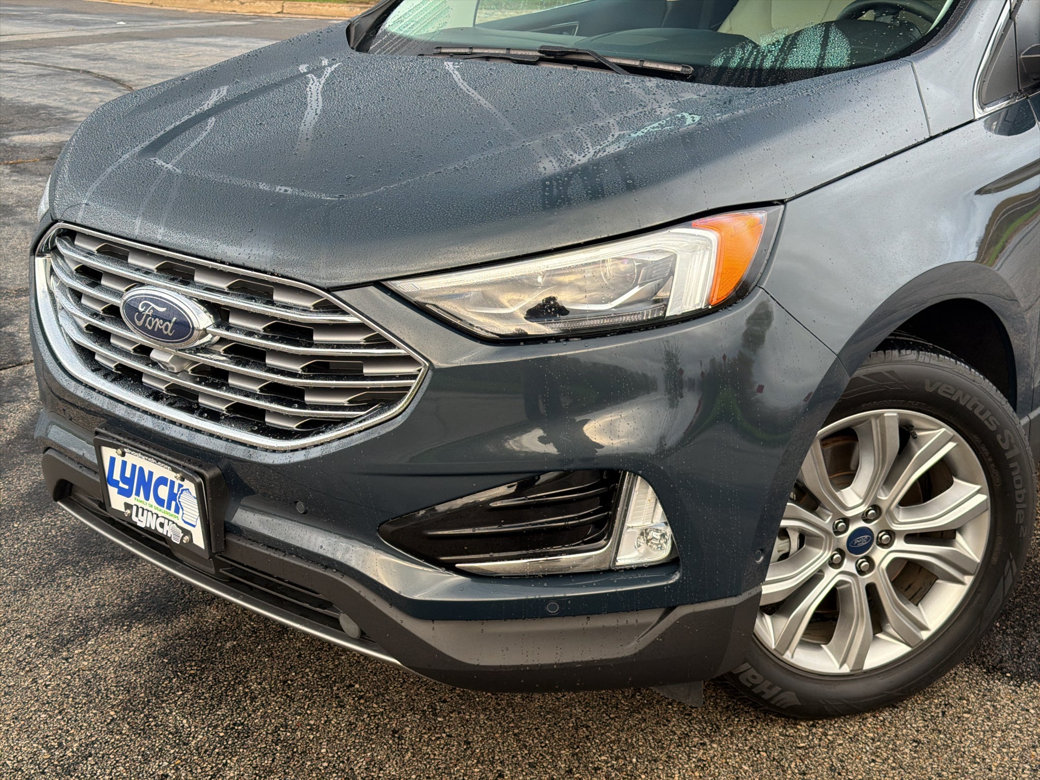 2019 Ford Edge Titanium