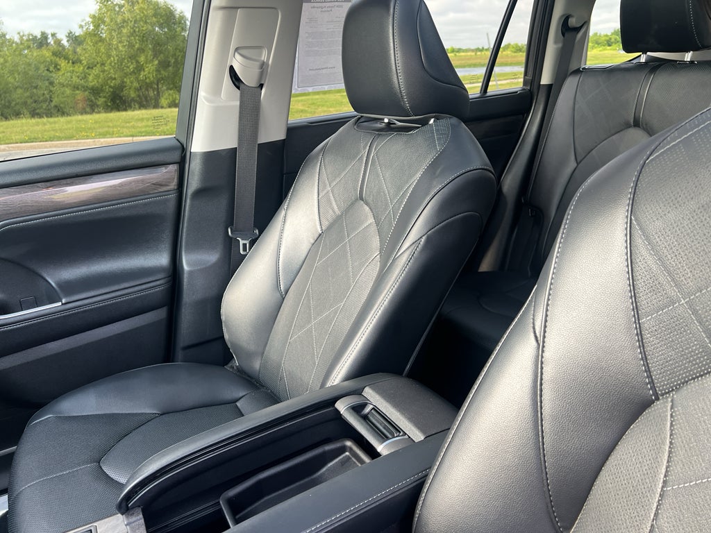 2024 Toyota Highlander Platinum