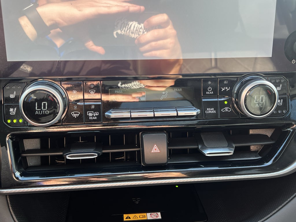 2024 Toyota Highlander Platinum