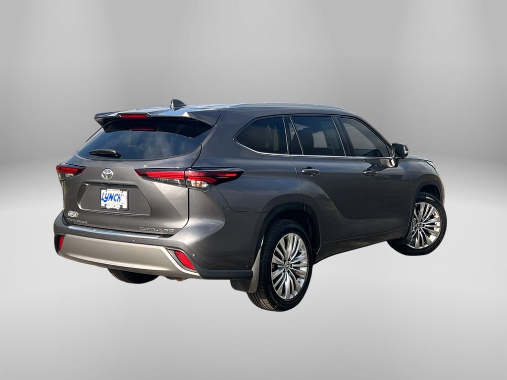 2024 Toyota Highlander Platinum