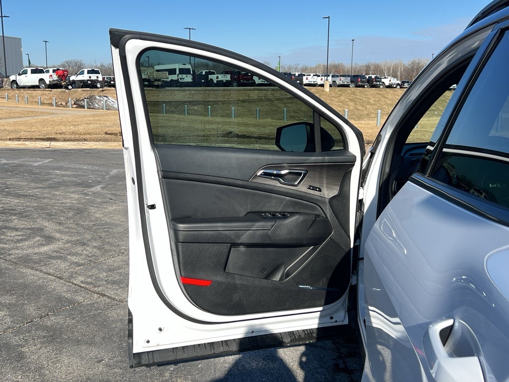 2024 Kia Sportage X-Pro White Knight