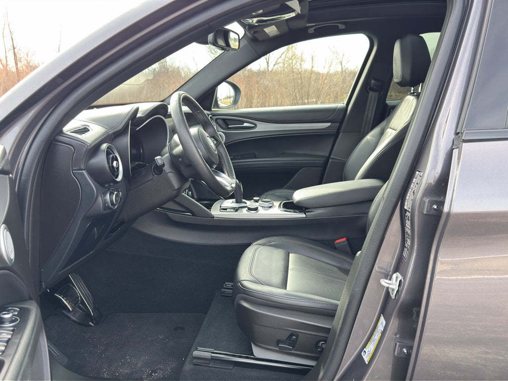 2024 Alfa Romeo Stelvio Ti