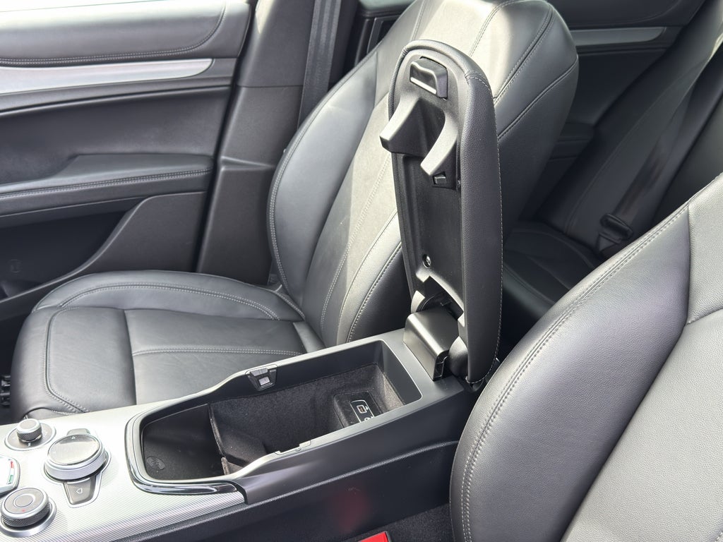 2024 Alfa Romeo Stelvio Ti