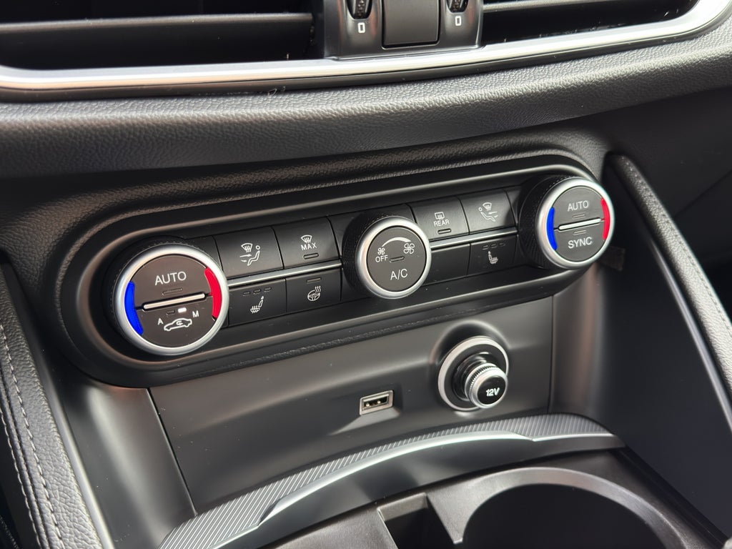 2024 Alfa Romeo Stelvio Ti