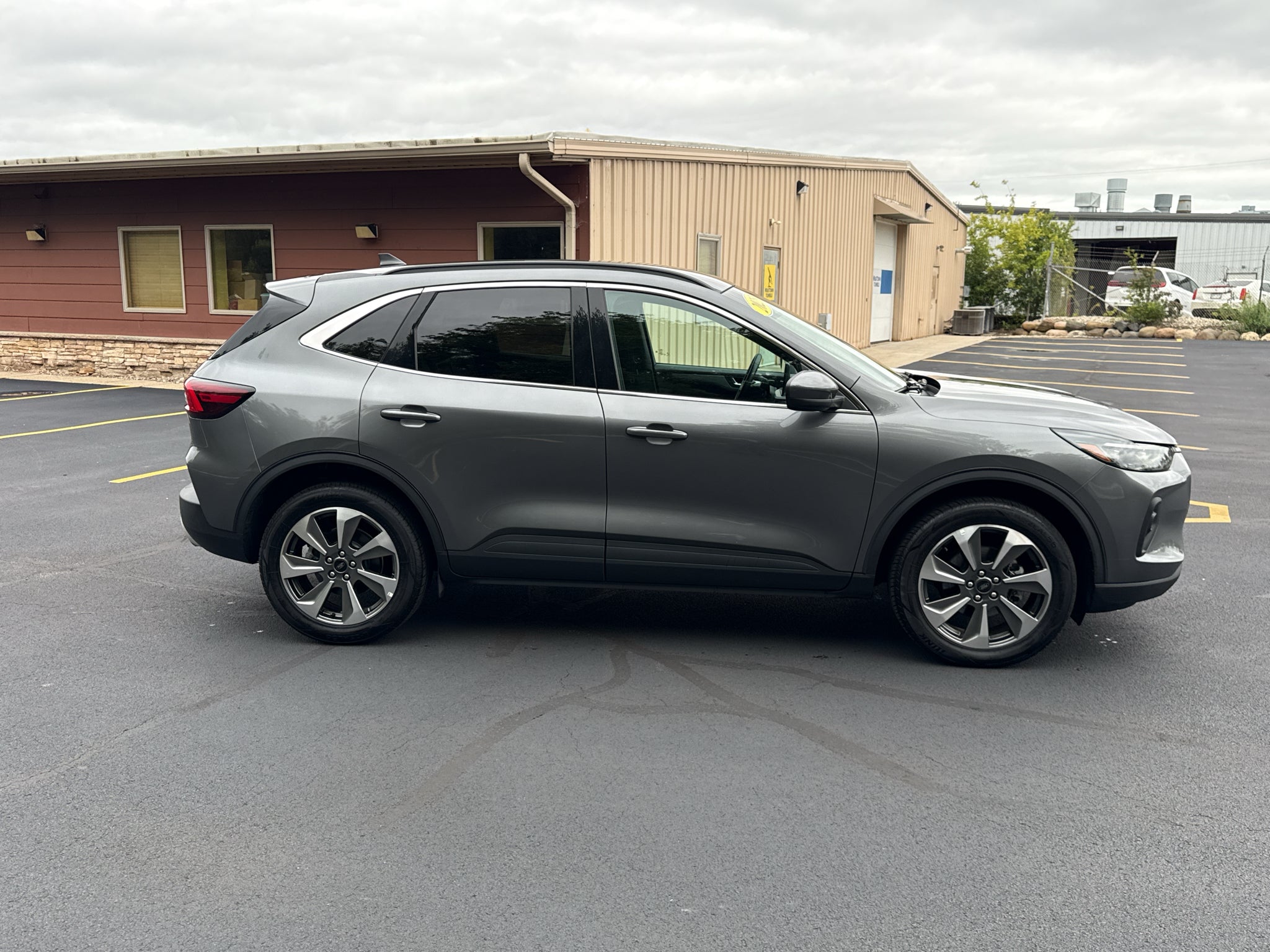 2025 Ford Escape Platinum