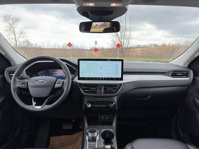 2025 Ford Escape Platinum