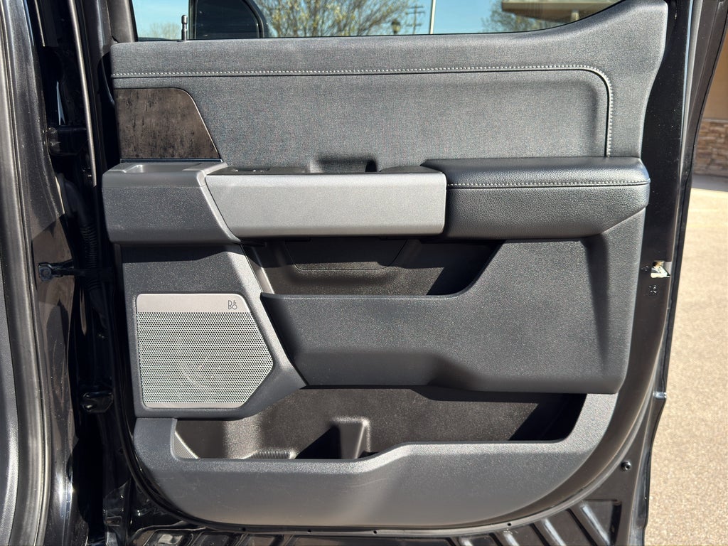 2024 Ford Super Duty F-250 Pickup LARIAT