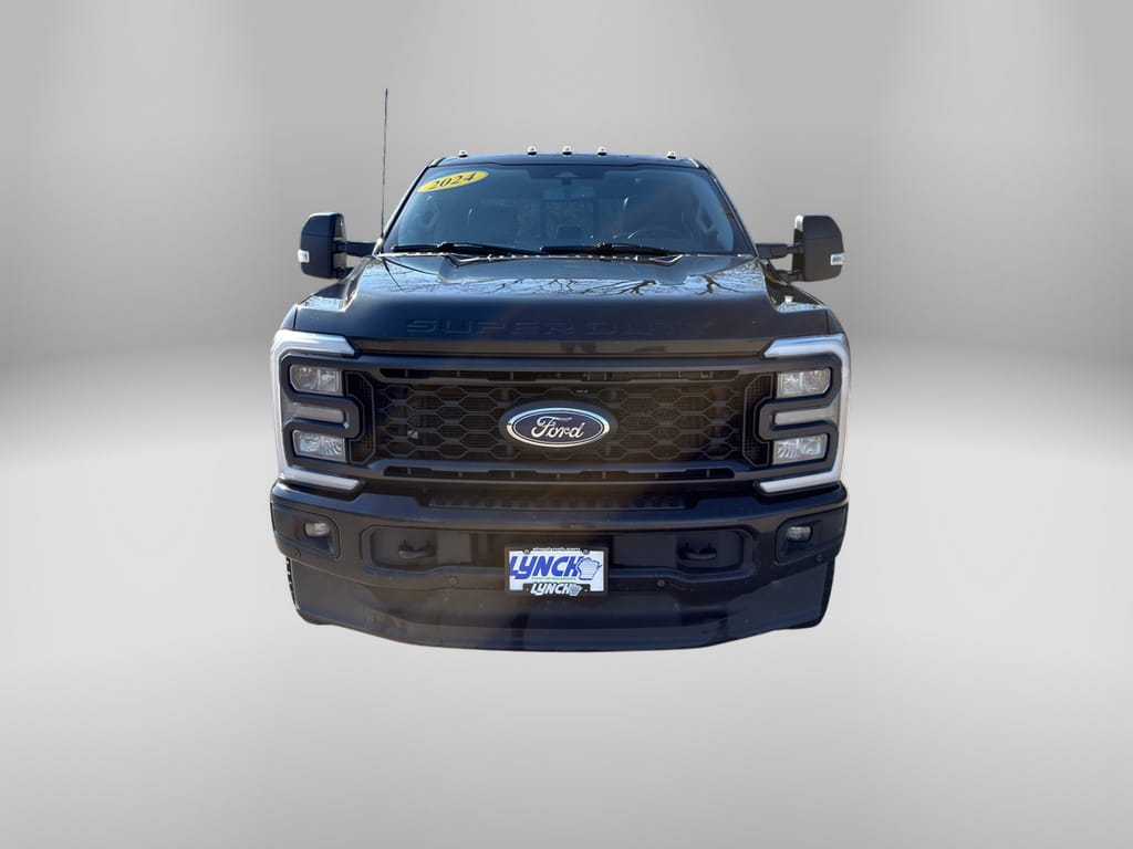 2024 Ford Super Duty F-250 Pickup LARIAT