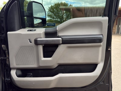 2020 Ford Super Duty F-350 SRW Pickup XLT