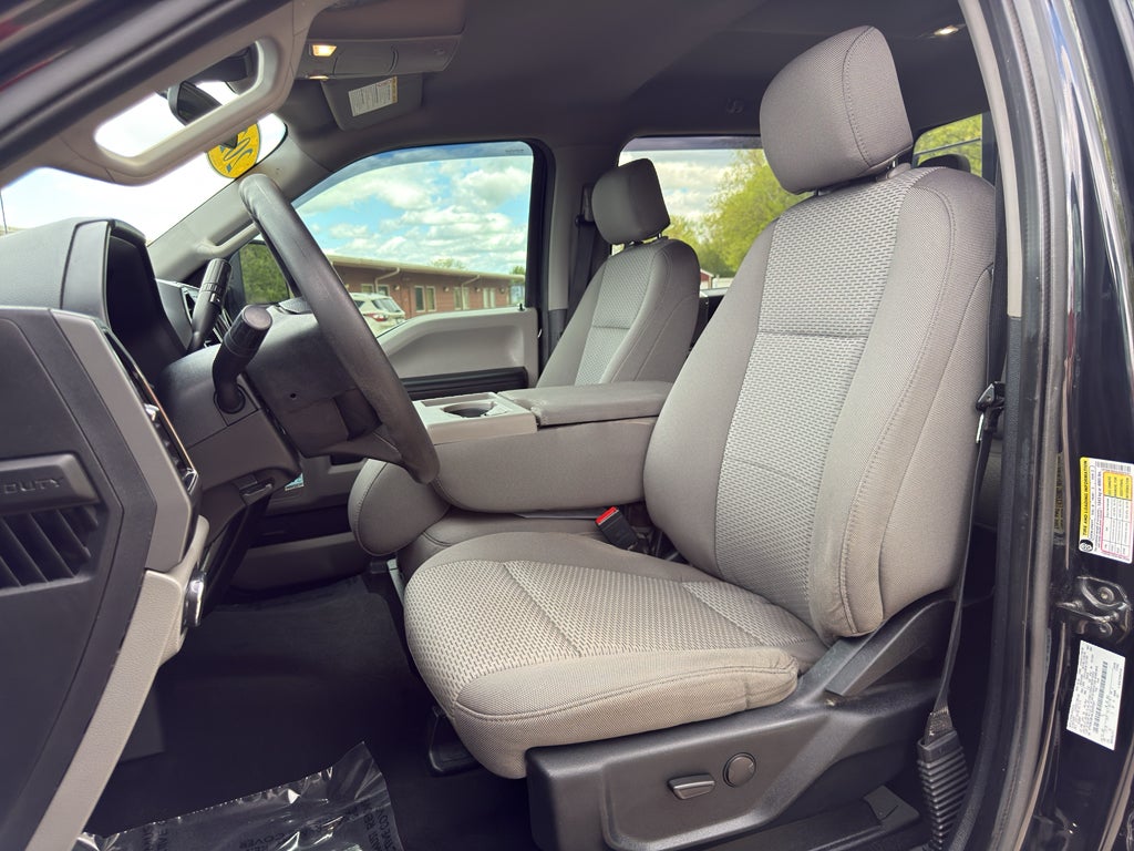 2020 Ford Super Duty F-350 SRW Pickup XLT