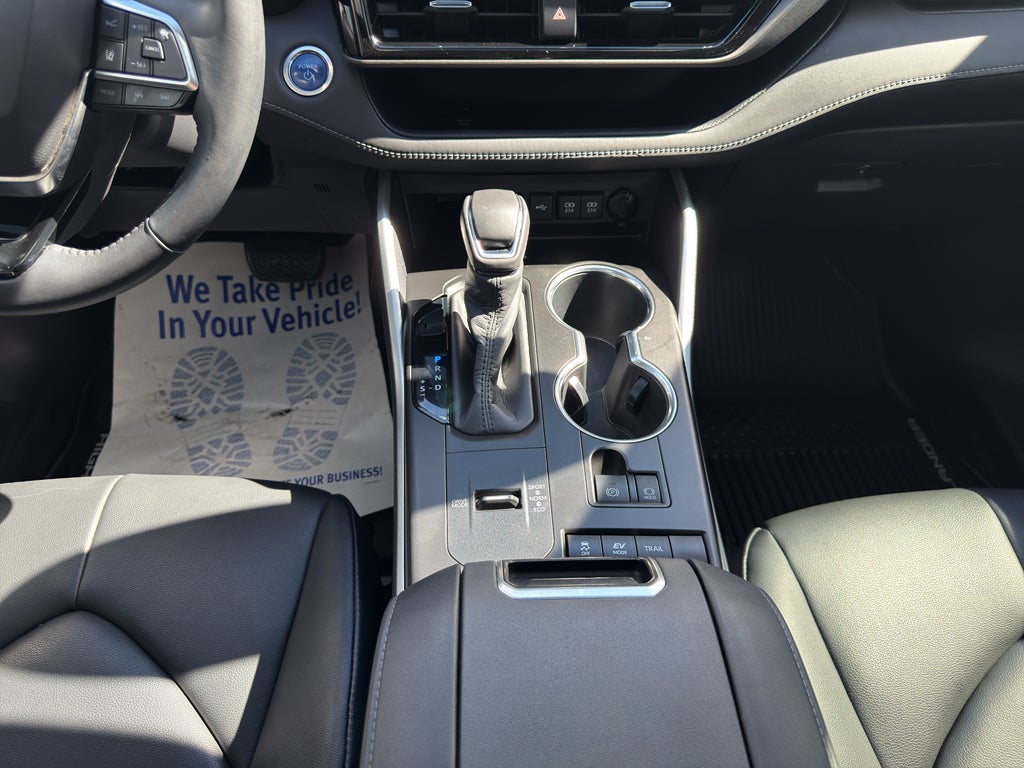 2020 Toyota Highlander Hybrid XLE