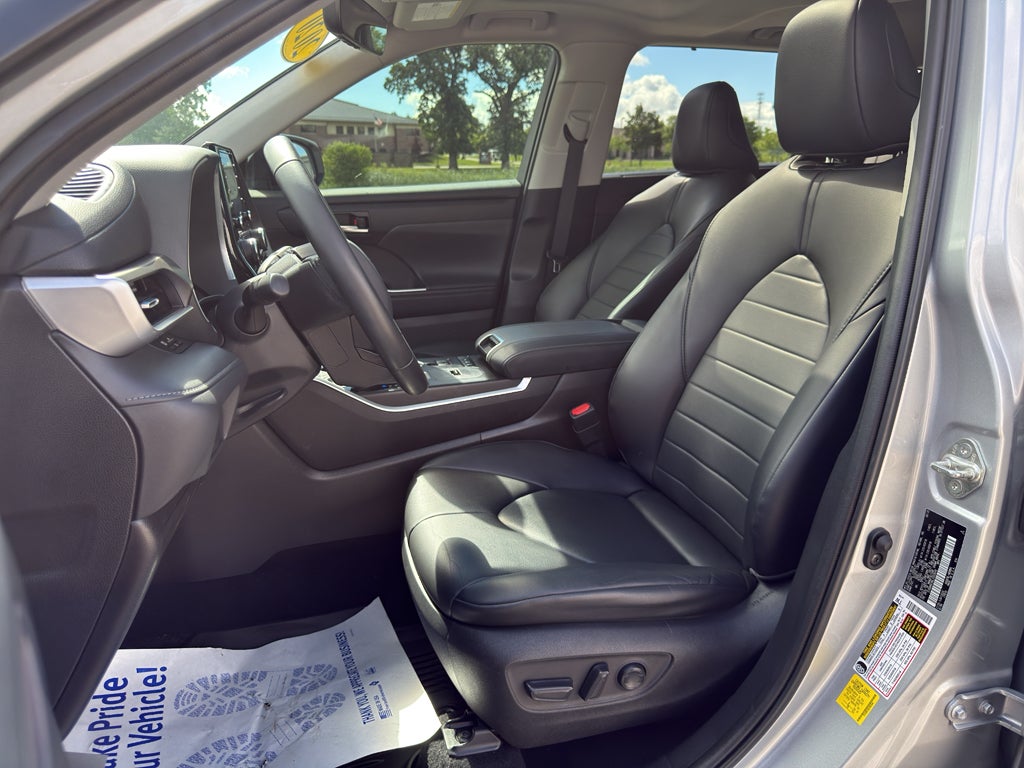 2020 Toyota Highlander Hybrid XLE