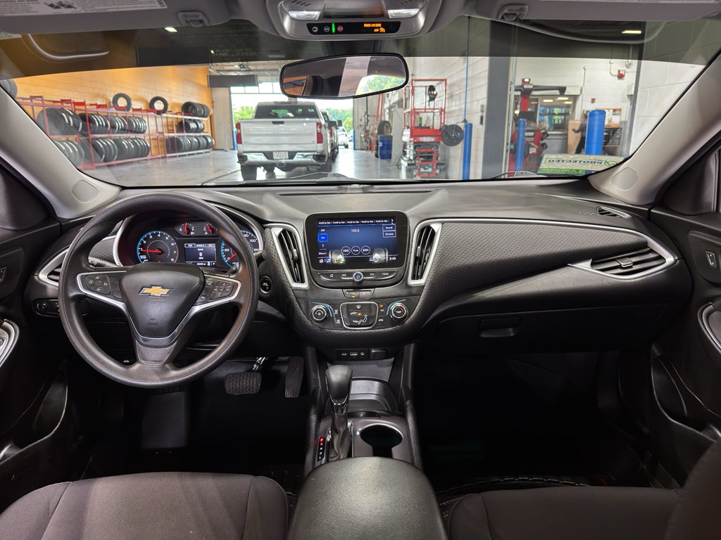 2022 Chevrolet Malibu LS