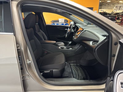 2022 Chevrolet Malibu LS
