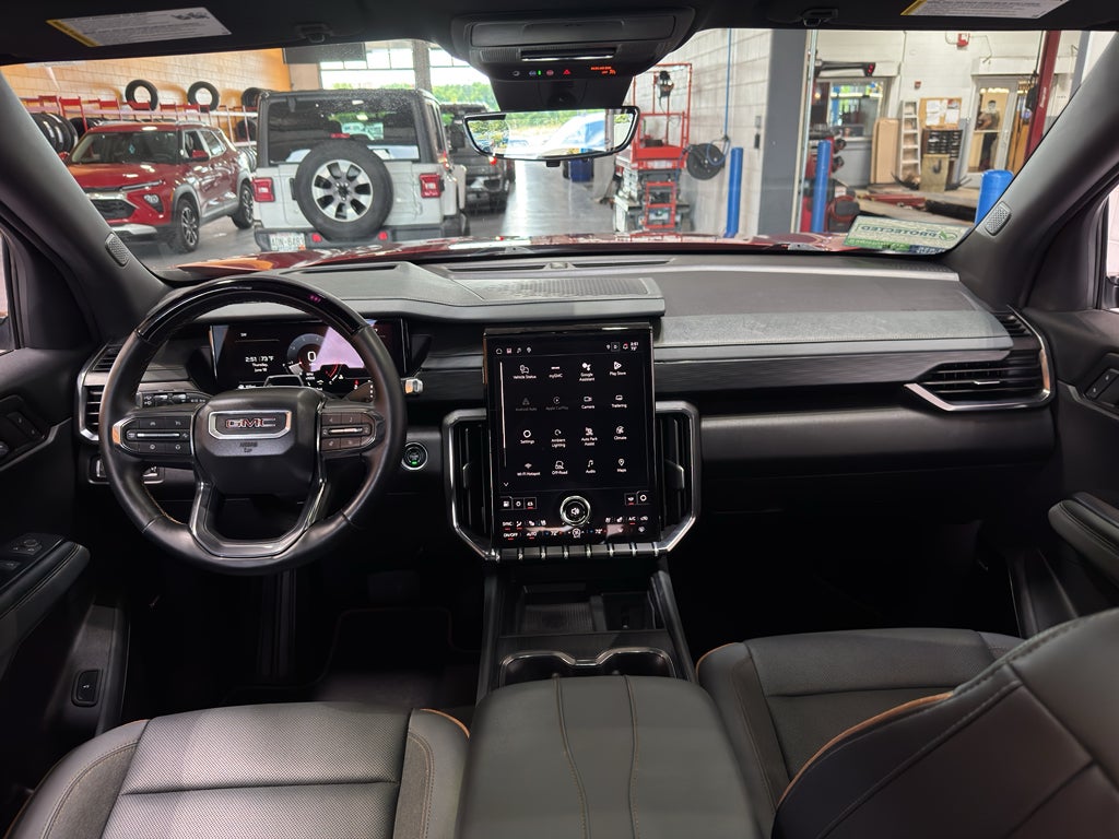 2024 GMC Acadia AT4