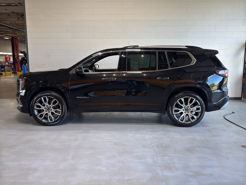 2025 GMC Acadia Denali