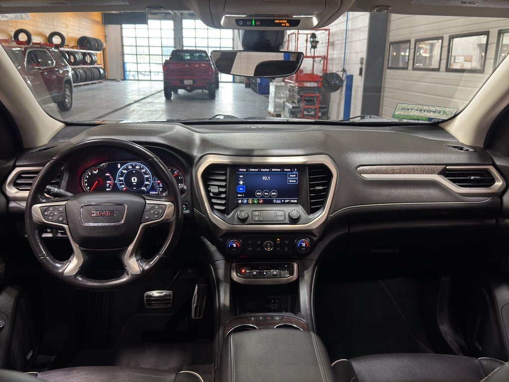 2022 GMC Acadia Denali