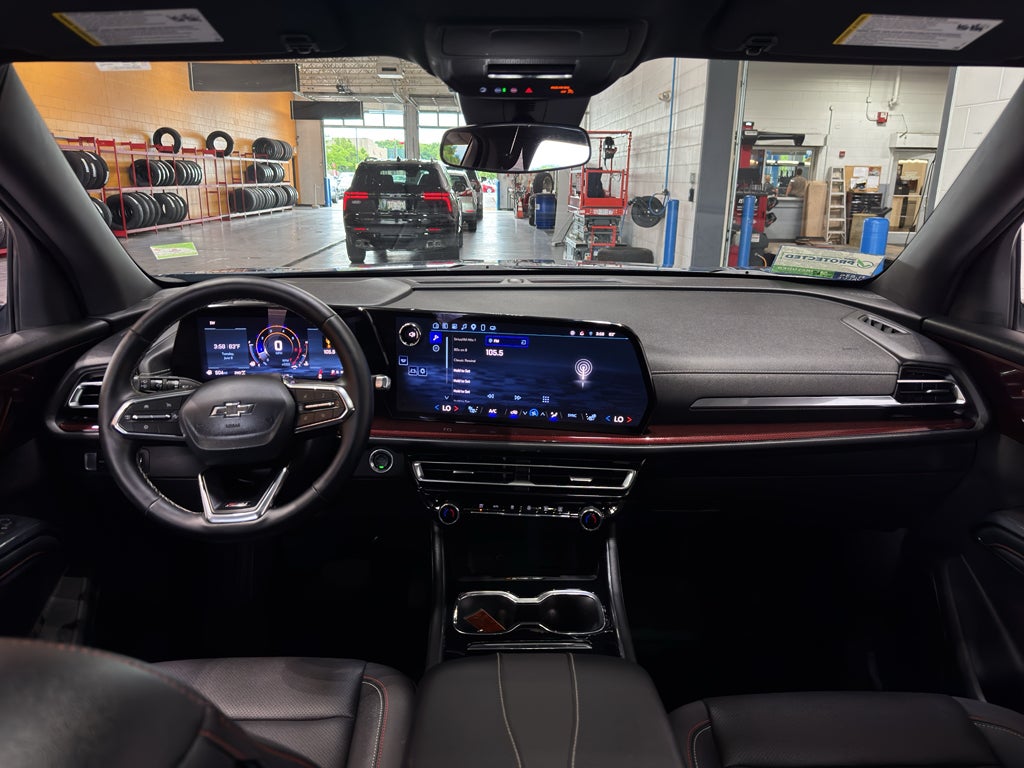 2025 Chevrolet Traverse Z71