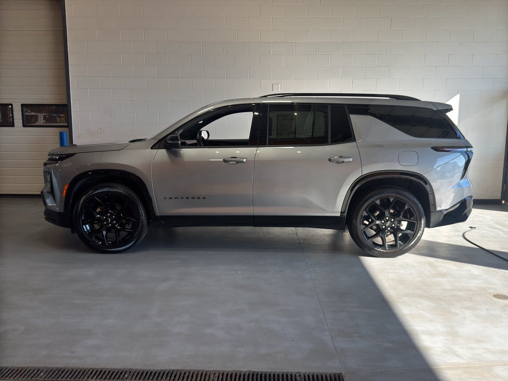 2025 Chevrolet Traverse RS