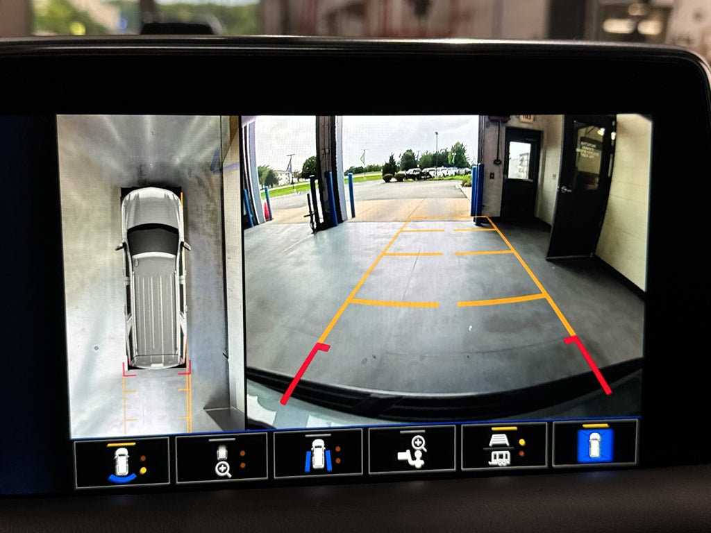2022 Chevrolet Suburban RST