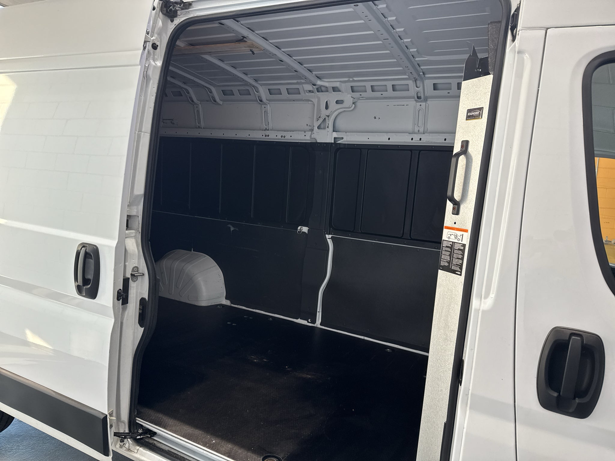 2022 RAM ProMaster Cargo Van BASE