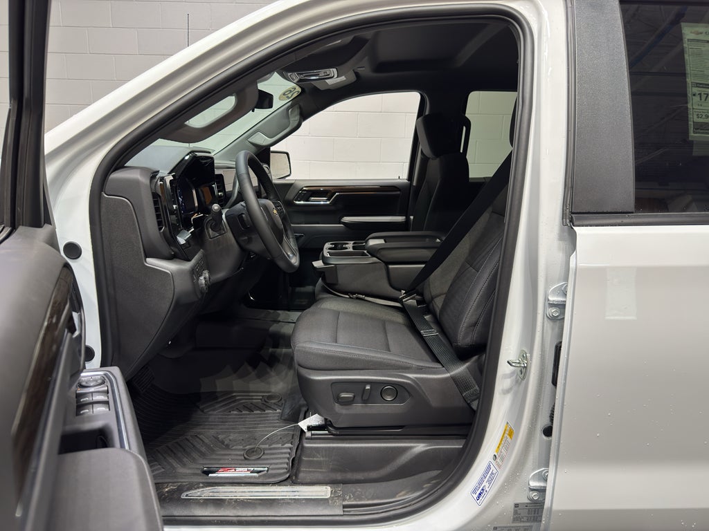 2026 Chevrolet Silverado 1500 LT - Photo 15