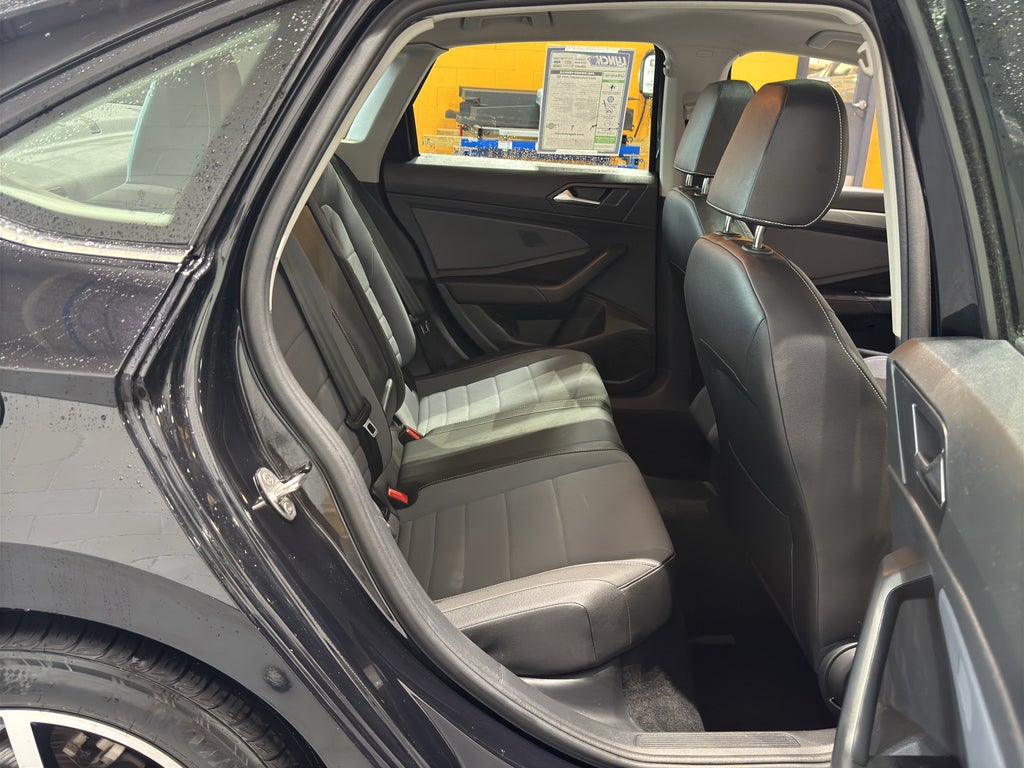 2025 Volkswagen Jetta SE
