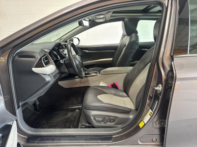 2020 Toyota Camry XLE V6